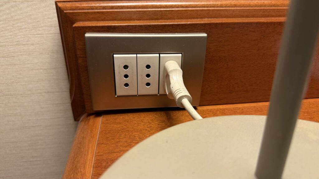 3つ穴タイプ（Lタイプ）